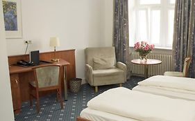 Schoenberger Hof Heidelberg 3*